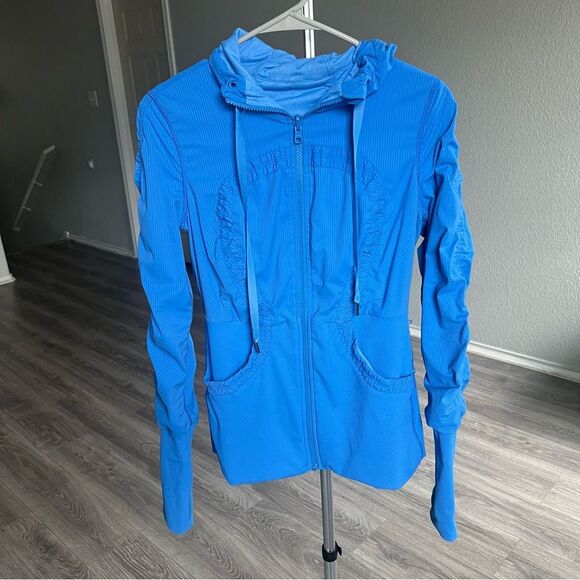 Lululemon Dance Studio Reversible Jacket Size 8 - Picture 1 of 6